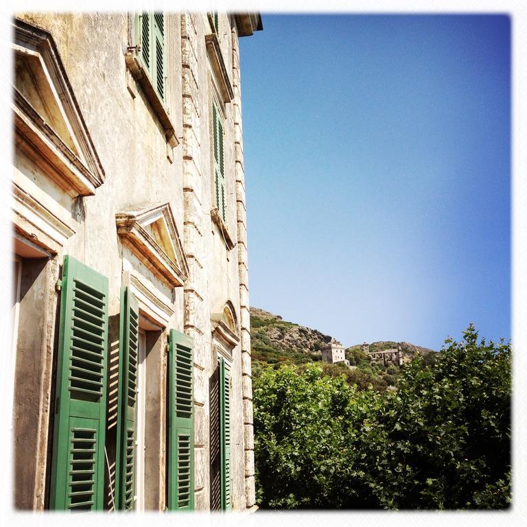 Palazzu Nicrosi Hotel Rogliano Exterior foto